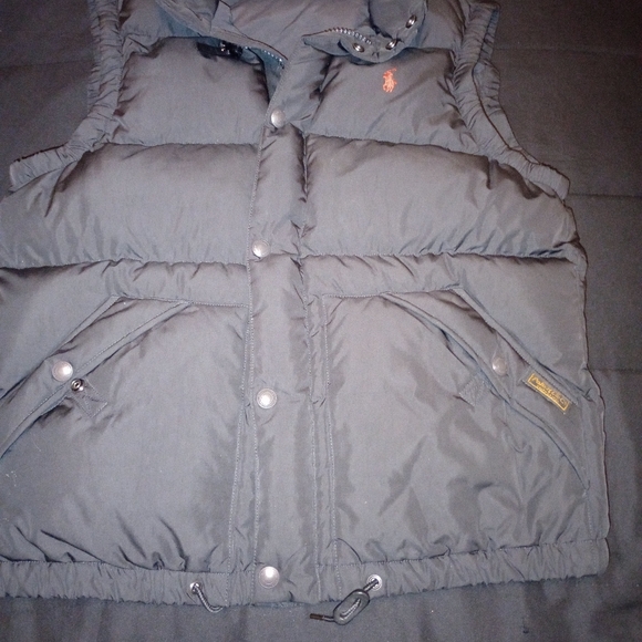 Vest - Picture 8 of 13